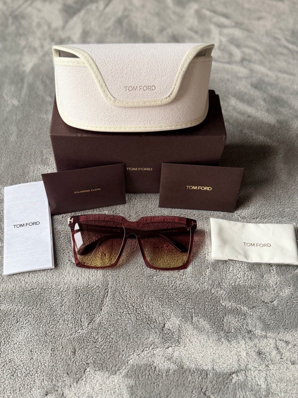Tom Ford FT0764 69T Sabrina Square Sunglasses with Gradient Lens - Picture 3 of 10